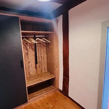 Apartament Fachwerkhaus Hufschmiede - Blauer Salon Zirndorf
